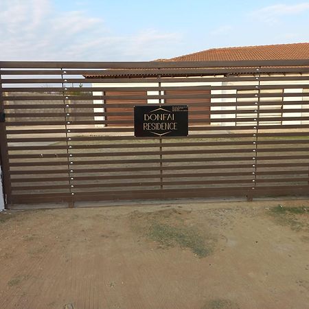 Bonfai Residence แอร์เมอโล ภายนอก รูปภาพ